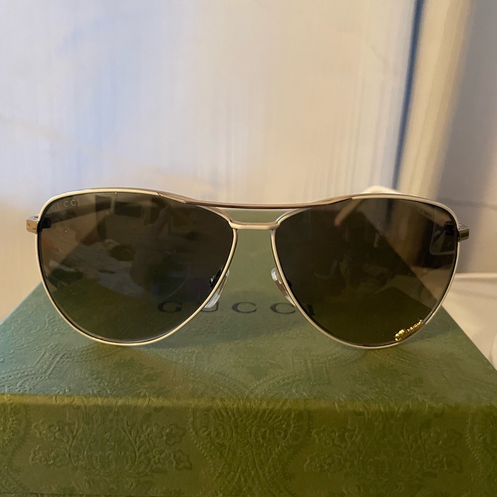 Gucci Aviator Sunglasses